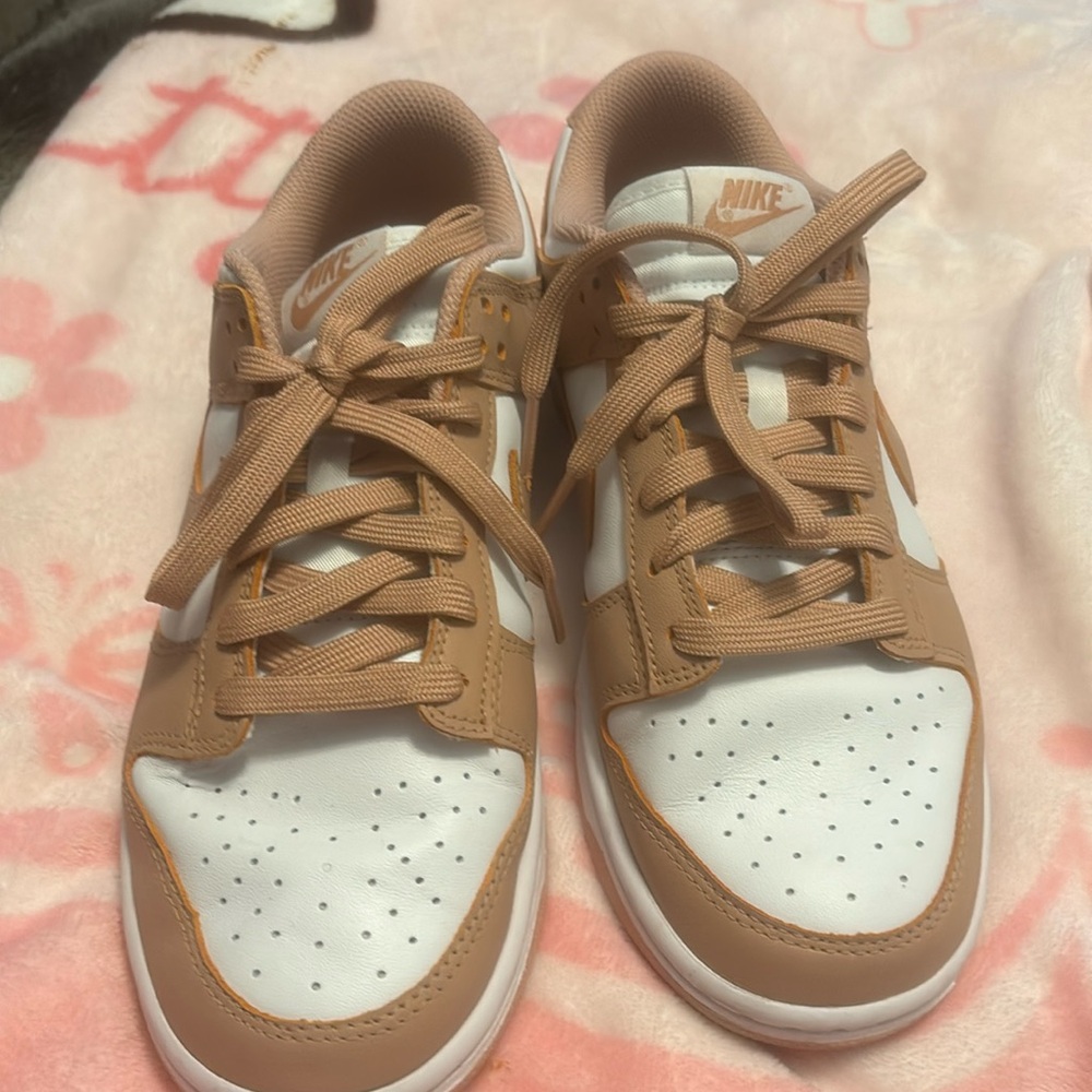 Nike Dunks - Picture 2 of 7